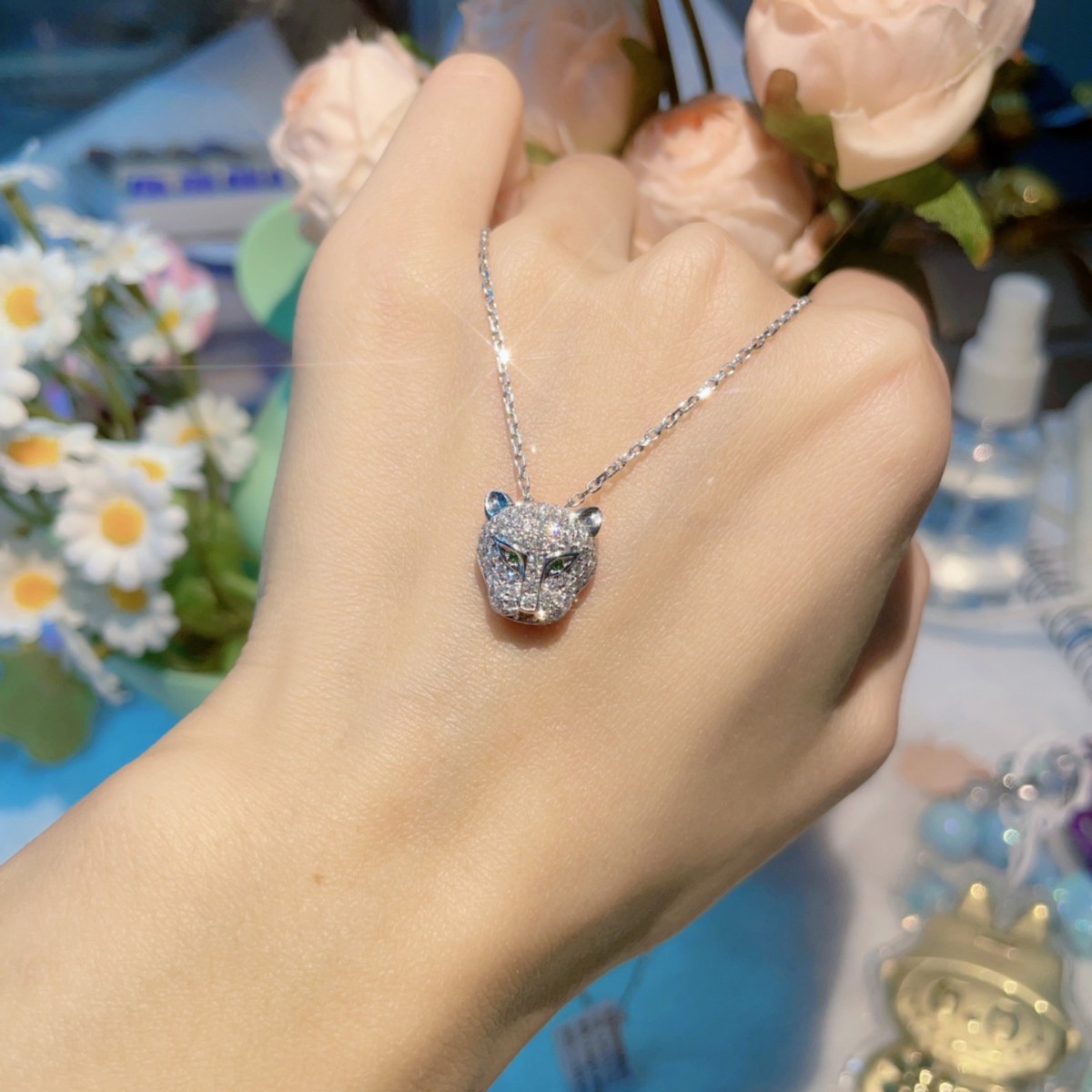 Lab-Grown Diamond Necklace Pt950 Platinum Leopard Pendant Can Be Customized in 18K White Gold Style Shenzhen Jewelry Factory