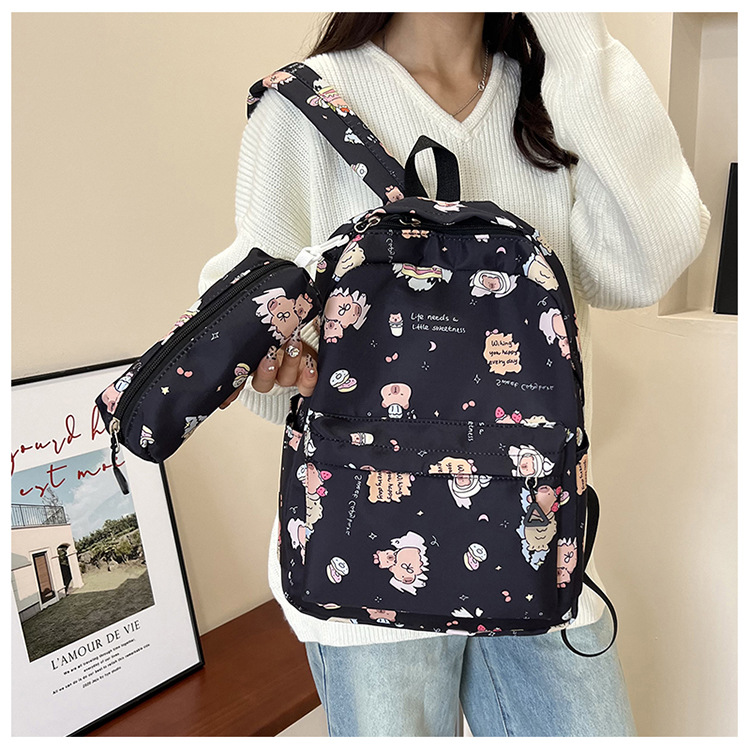 Милый рюкзак с принтом капибара, большой вместимости, ультра-легкий нейлоновый рюкзак для старшеклассниц и учениц средней школы, оптовая продажа