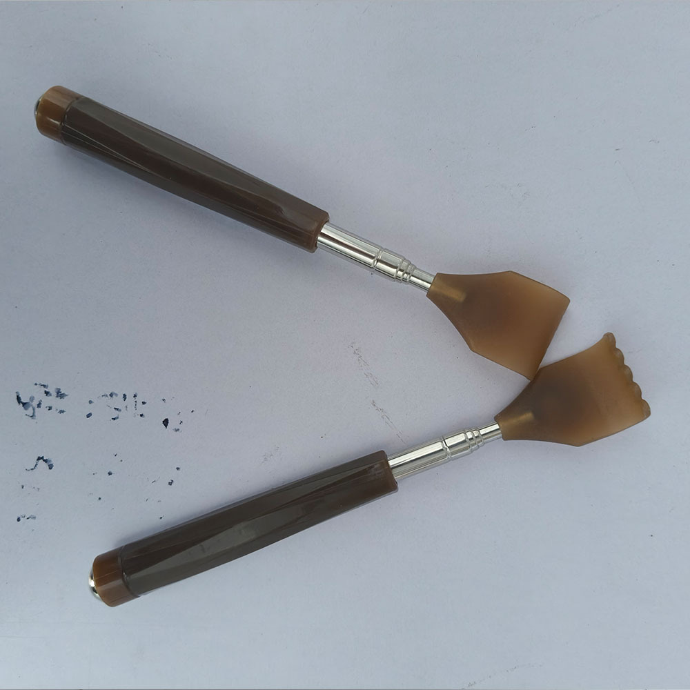 Extendable Back Scratcher for Self-Use, Full-Body Back Scratcher with Hand-Held Wire Control