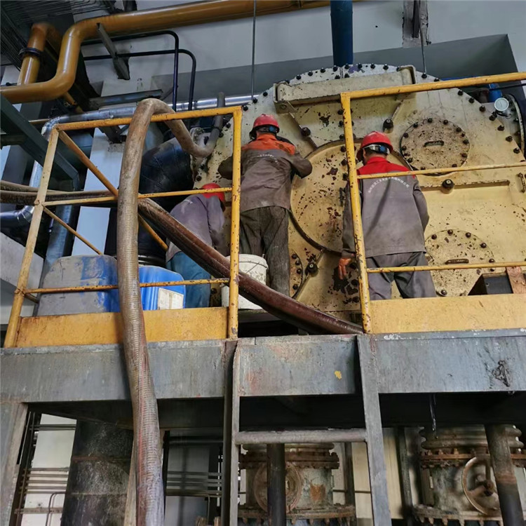 Очистка конденсаторов, удаление накипи с конденсаторов, химическая очистка конденсаторов, производители очистки конденсаторов для электростанций