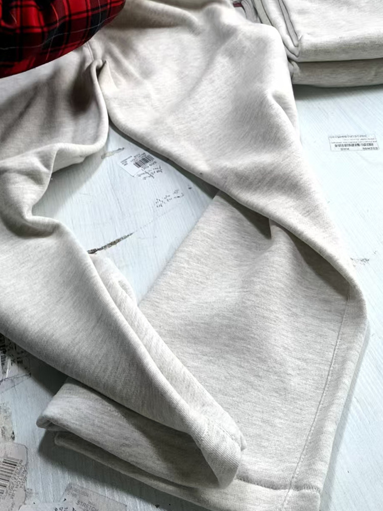 Ningbo Original Fog Multi-Line Essentials Eighth Seasons Flocked Logo Sweatpants Straight Drawstring Pants for Men and Women Trendy