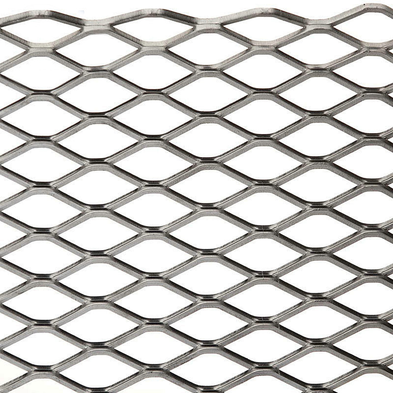 Manufacturer Customized Ship Heavy-Duty Steel Mesh Metal Pedal Galvanized Plate Tennis Court Fence Thickeneded Diamond Steel Mesh
