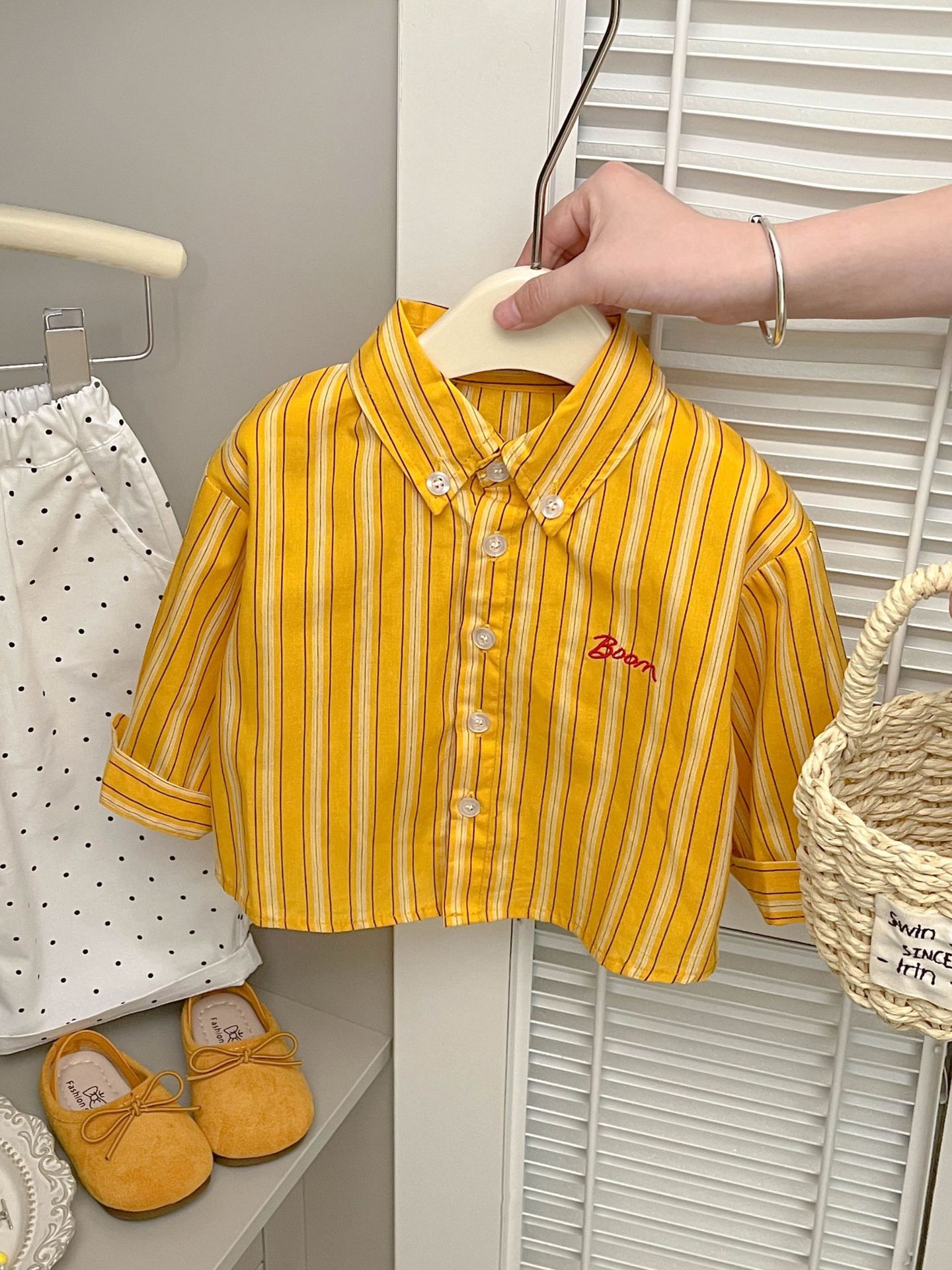 Girls' Fashionable Striped Shirt Jacket for Autumn 2025 Spring New Baby Stylish Versatile Long-Sleeve Top