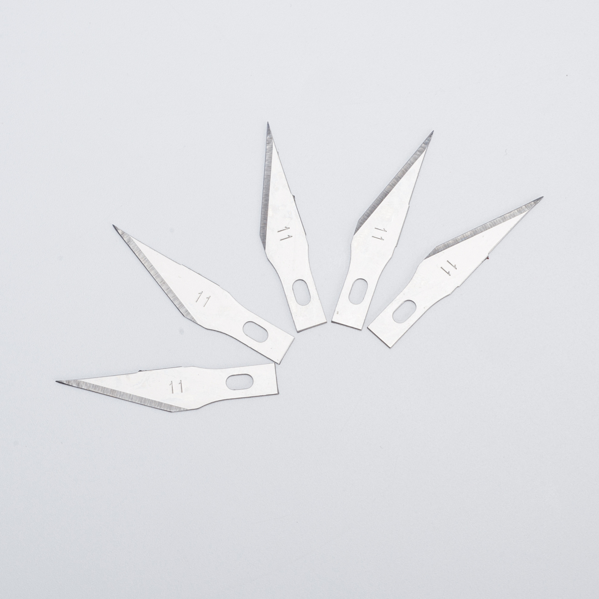 Manufacturer Customized Wholesale Engraving Blade Flat Head Oblique Head Model Blade Large Quantity and Excellent Price 5 Pieces Per Box Utility Blade