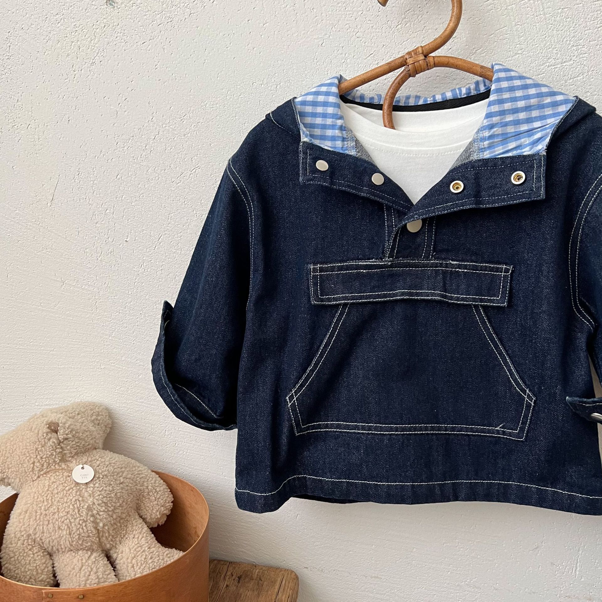 Children's Outwear 2025 Squinting Eyes Autum New Pure Color Denim Pullover for Boys and Girls Baby Hooded Outwear Trendy