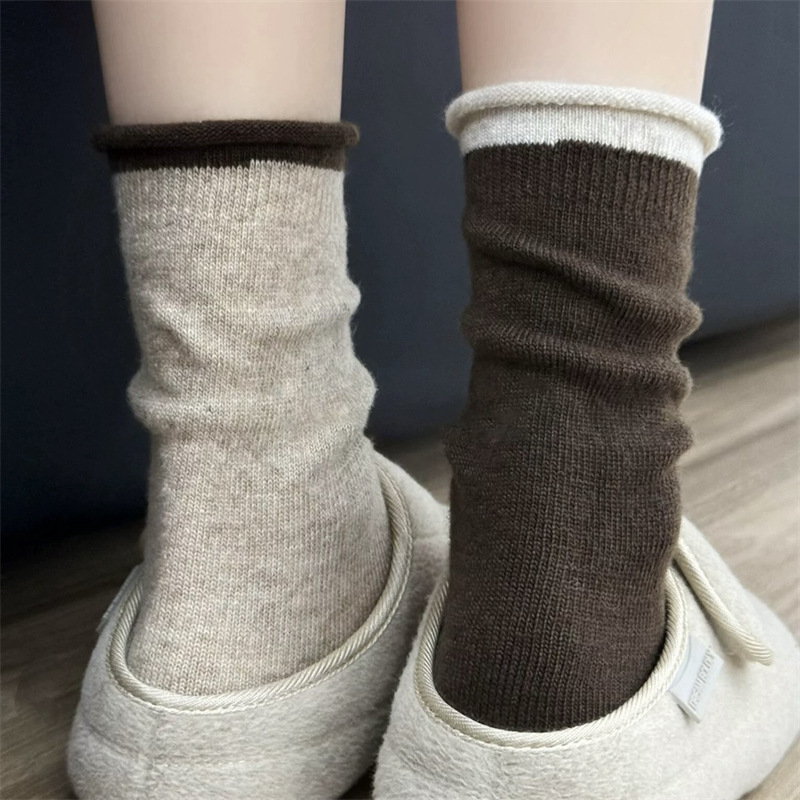 It’S My Favorite Dish~Retro Cool Feeling~Curled Contrasting Color Socks for Women Autumn and Winter Wool Socks Warm Pile Socks