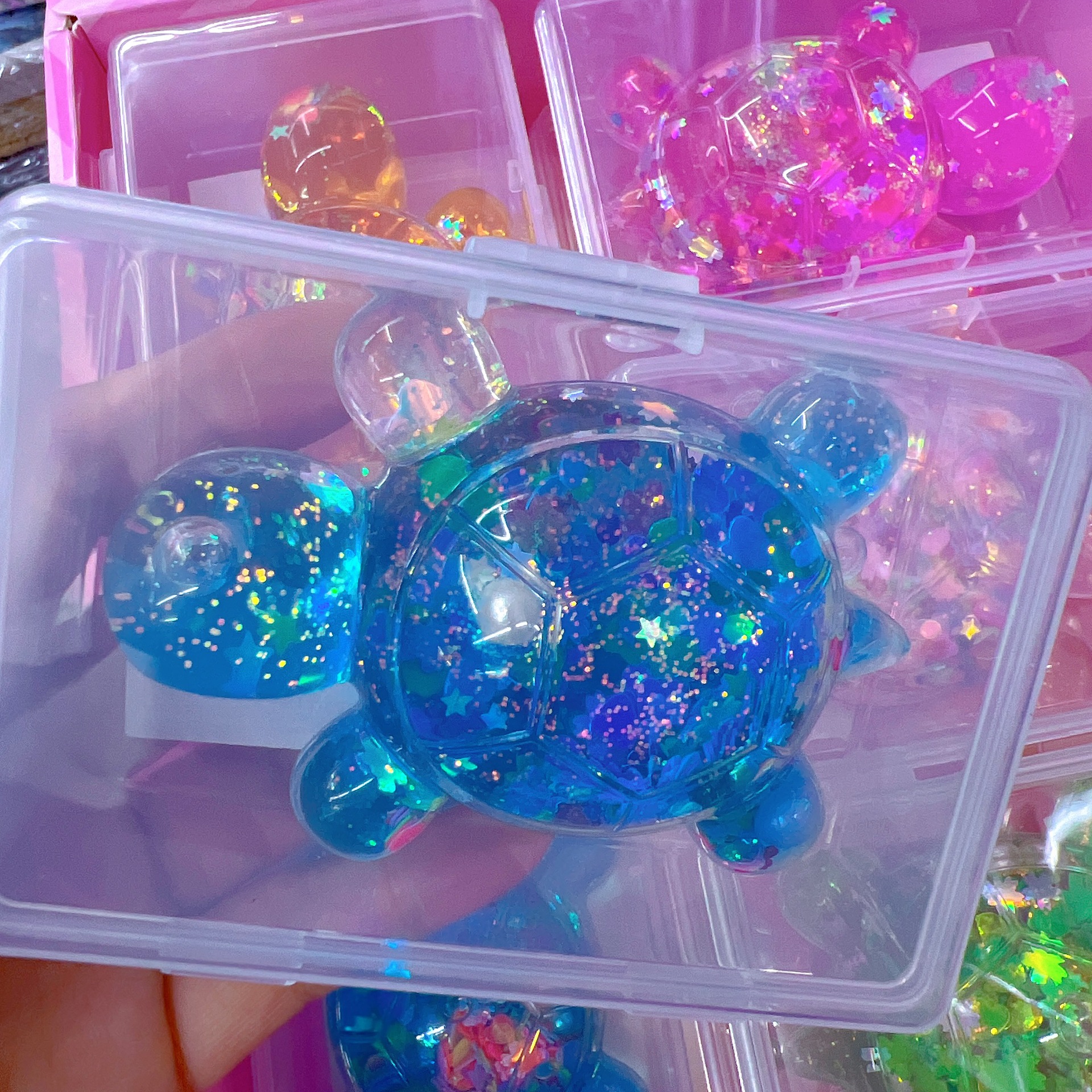 8.6cm oversized oil quicksand sparkling turtle jumbo model toy full red chan net red children's play