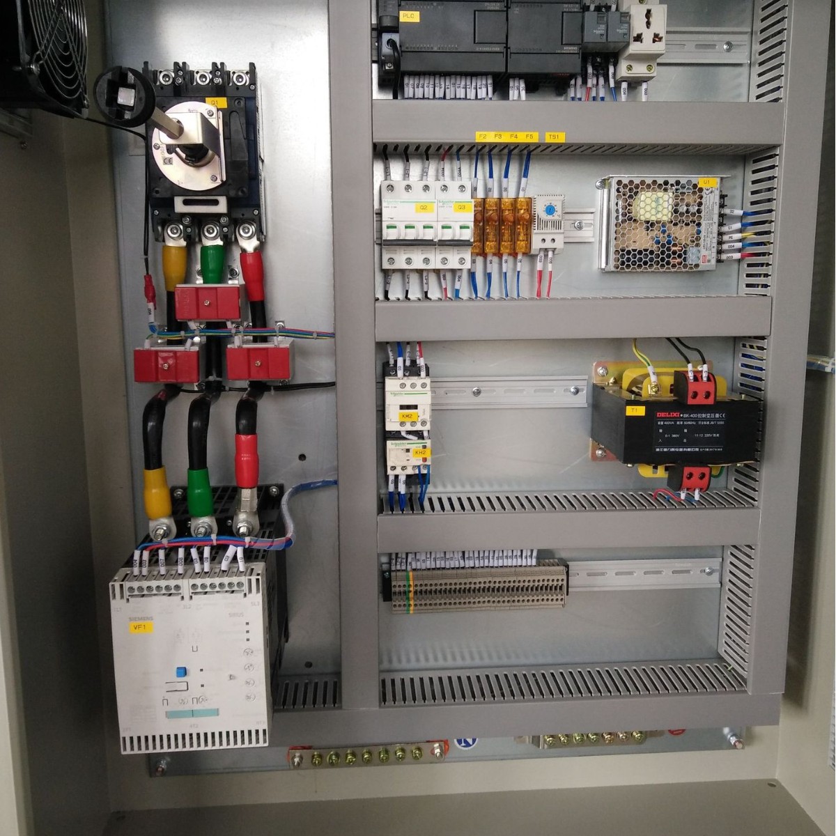 Electric control cabinet complete set of Programmable Low-voltage distribution cabinet PLC frequency conversion distribution box distribution and transmission equipment