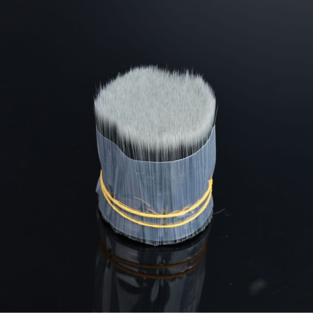 Manufacturer Supplies Pbt Two-Color Sharpened Silk Makeup Brush with Soft Color Sharpened Wholesale Plastic Brush Silk Plastic Silk