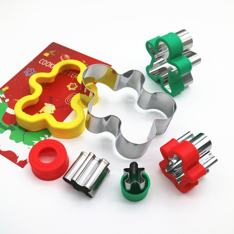 Christmas baking mold Gingerbread Man bear sandwich bread mold biscuit cut set fruit cut flower mold