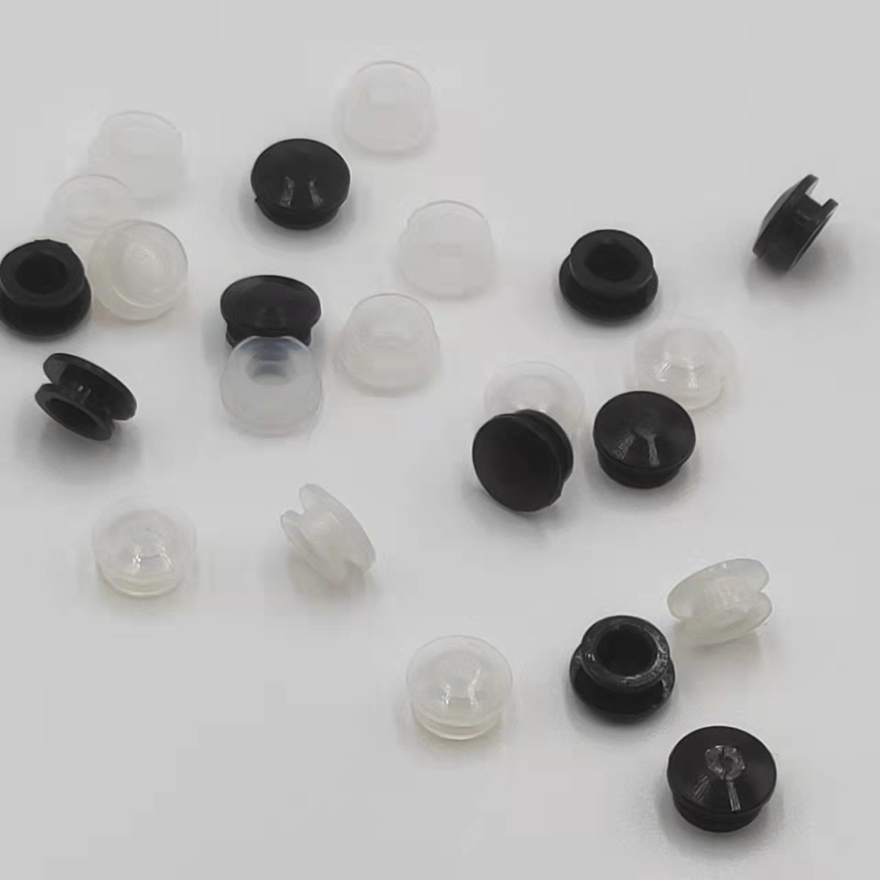 Factory Direct Supply of Aa Battery Case with Tactile Silicone Button Switch Caps, Specializing in Various Miscellaneous Parts and Silicone Rubber Components