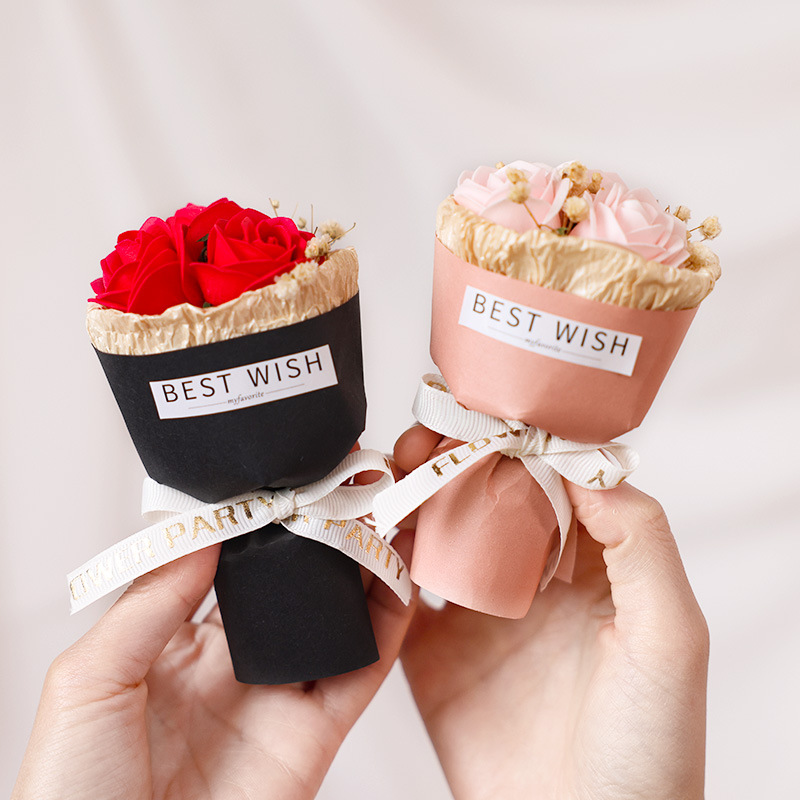 Mini Meeting Car Small Bouquet as a Gift for Your Girlfriend, Baby's Breath, Dried Flowers, Holiday Souvenirs Wholesale