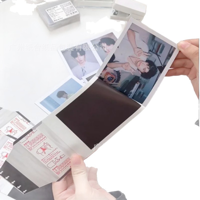 Customized Anime Peripheral Polaroid-Style Peel-And-Stick Cards, Blind Box Live Unboxing Cards, and Tear-Off Fun Cards