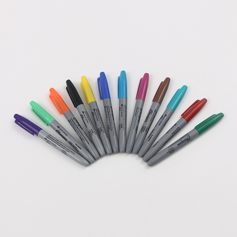 Factory wholesale twelve color oily marker pen color Gouxie Pen Waterproof scratch resistant oily marker pen