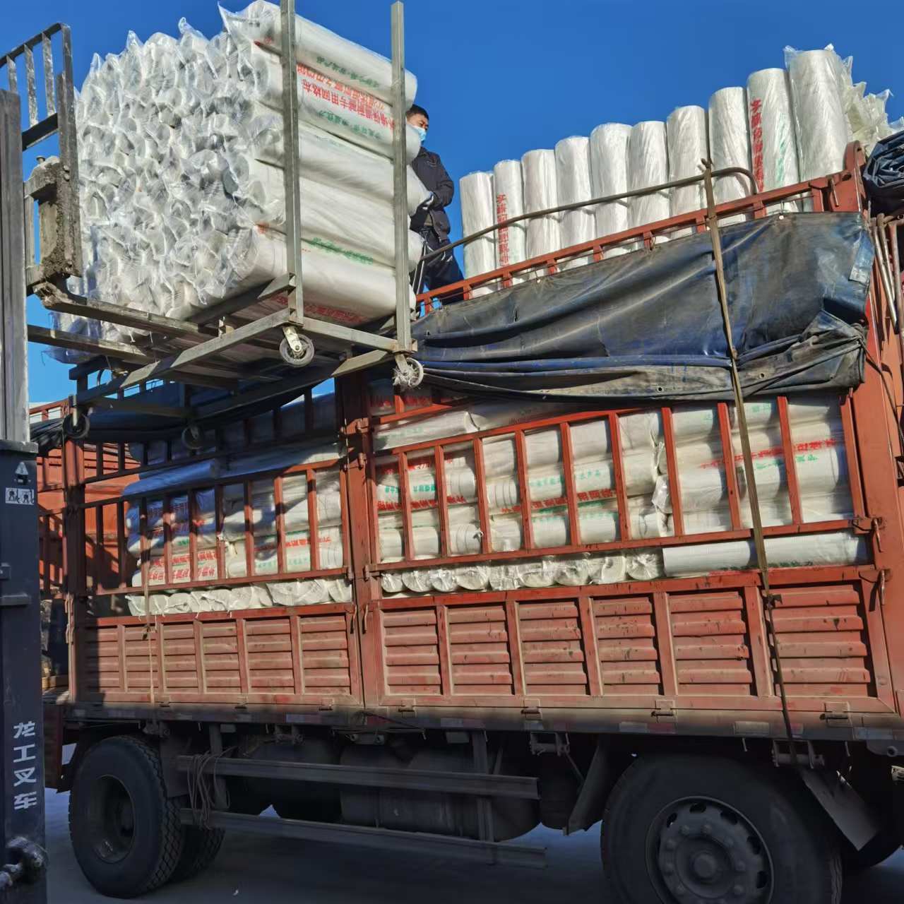 Customized Glass Fiber Mesh Anti-Crack Insulation Mesh Cloth Construction Site Interior and Exterior Wall Insulation Anti-Crack Mesh Cloth Wholesale