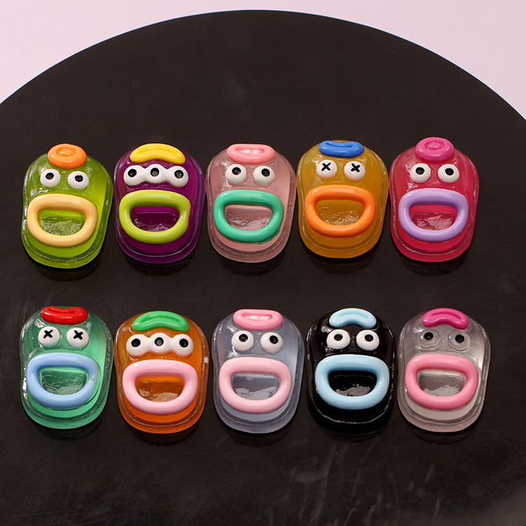 Color luminous shoes simulation sneaker doll machine resin accessories three-dimensional clown shoes entertainment city small gifts