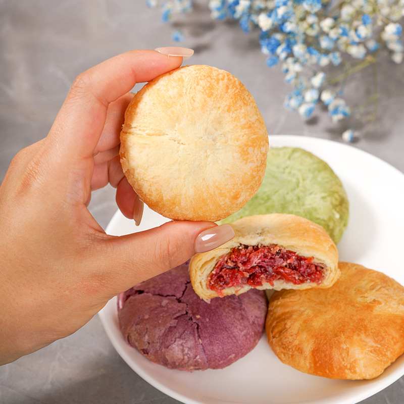 Food Factory Direct Hair rose flower cake 300g gift box flower cake Yunnan specialty classic rose cake gift