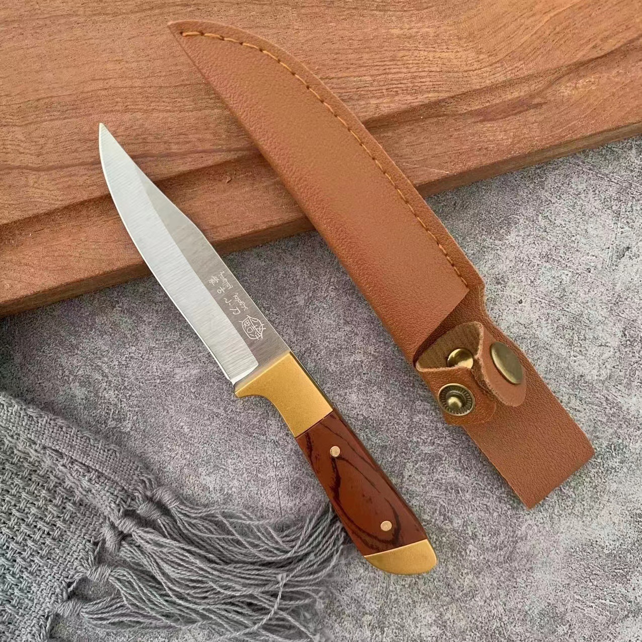 Skin suit Inner Mongolia Hand-held Meat Knife Outdoor Camping Portable Meat Cutting Knife Mini Fruit Knife Meat Cutting Knife
