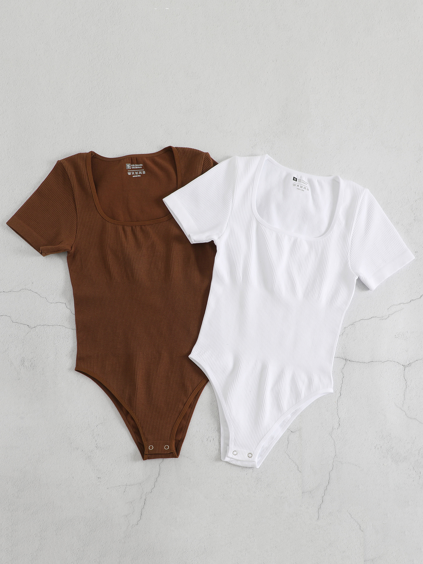 Йога-комбинезон с коротким рукавом, большой квадратный вырез, спортивная одежда, с облегающим поясом