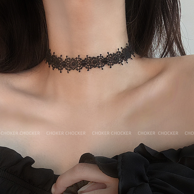 Wang Churan's Same Style Black Lace Choker Necklace Women's Choker Non-Fading Clavicle Chain High-End
