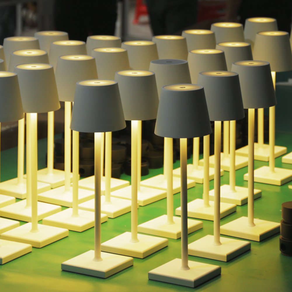 LED Creative Retro Table Lamp Bedroom USB Wireless Rechargeable Table Lamp Nordic Bedside Nightlight Atmosphere Bar Table Lamp