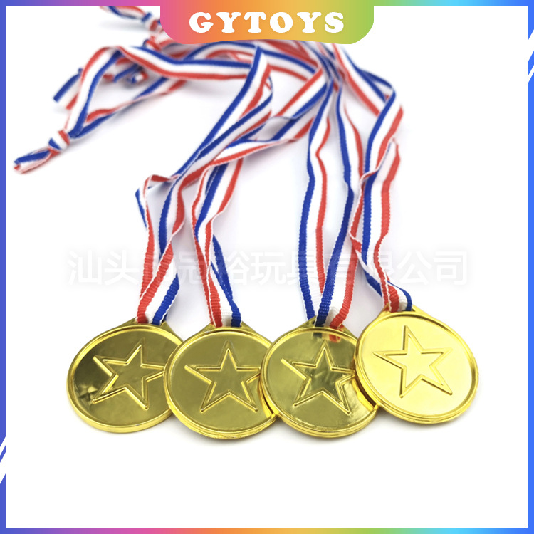 Мини-игрушечные подарки для вечеринок, маленькие игрушки, пластиковая медаль, золотая