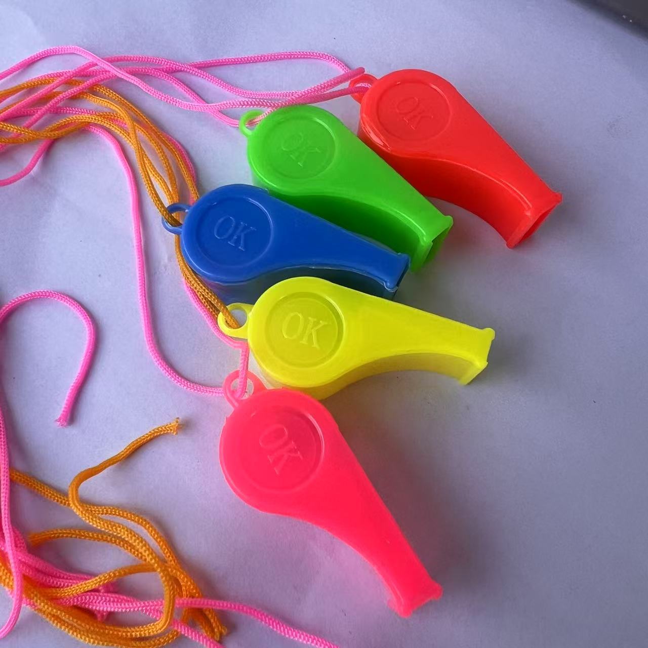 Factory Direct Sales Sporting Goods Plastic Whistle Toys Cheering Referee Whistle Promotion Wholesale Toy Whistle