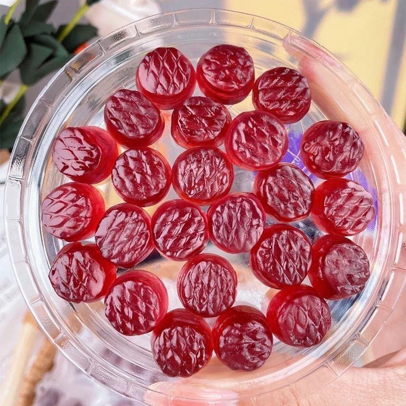 Nanjing Tongrentang Blueberry Lutein Gummies 90g for Adults, Kidsren and Students with Excessive Eye Use Gummies Wholesale Delivery