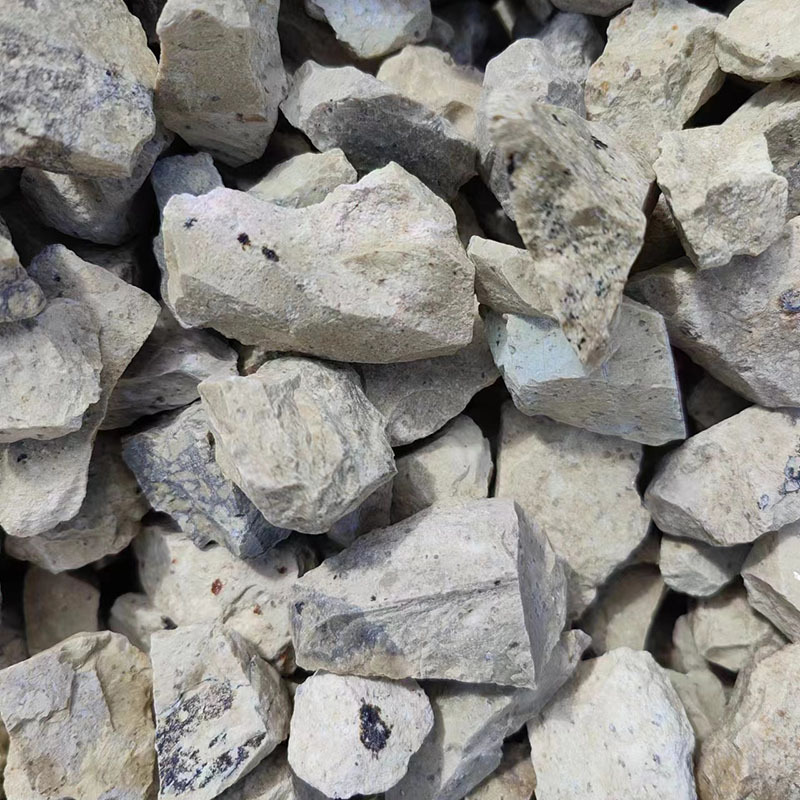 Spot Wholesale White Zeolite Artificial Wetland Zeolite Filling Water Treatment Ammonia Absorption and Nitrogen Removal Green Zeolite Filter Material Ammonia Absorption Stone