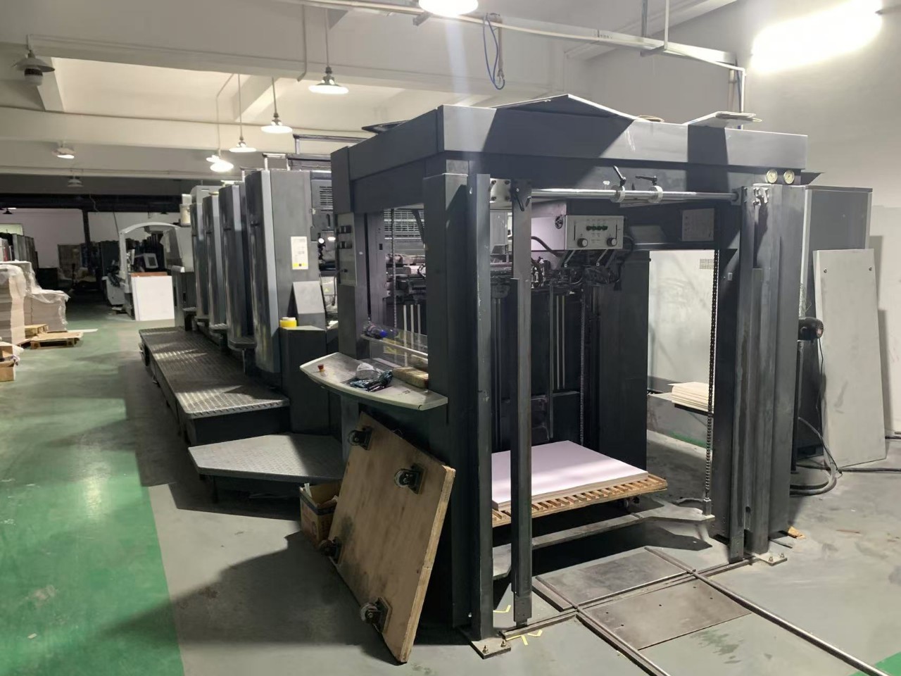 Heidelberg 06, Heidelberg Cd102, четырехцветная машина с двойной высотой