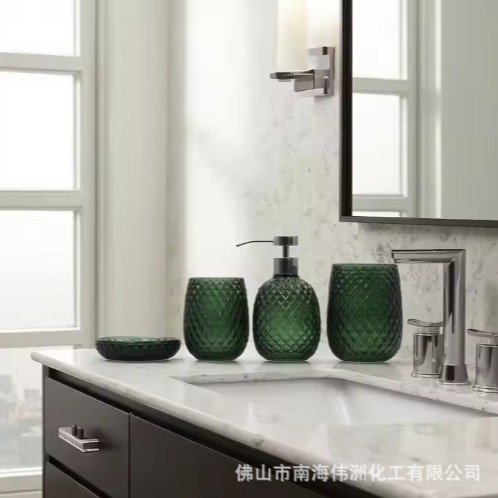 Luxurious Four-Piece Green Bathroom Accessory Set, High-Quality Glass Bathroom Toiletries, Suitable for Hotels or Home, Light Luxury