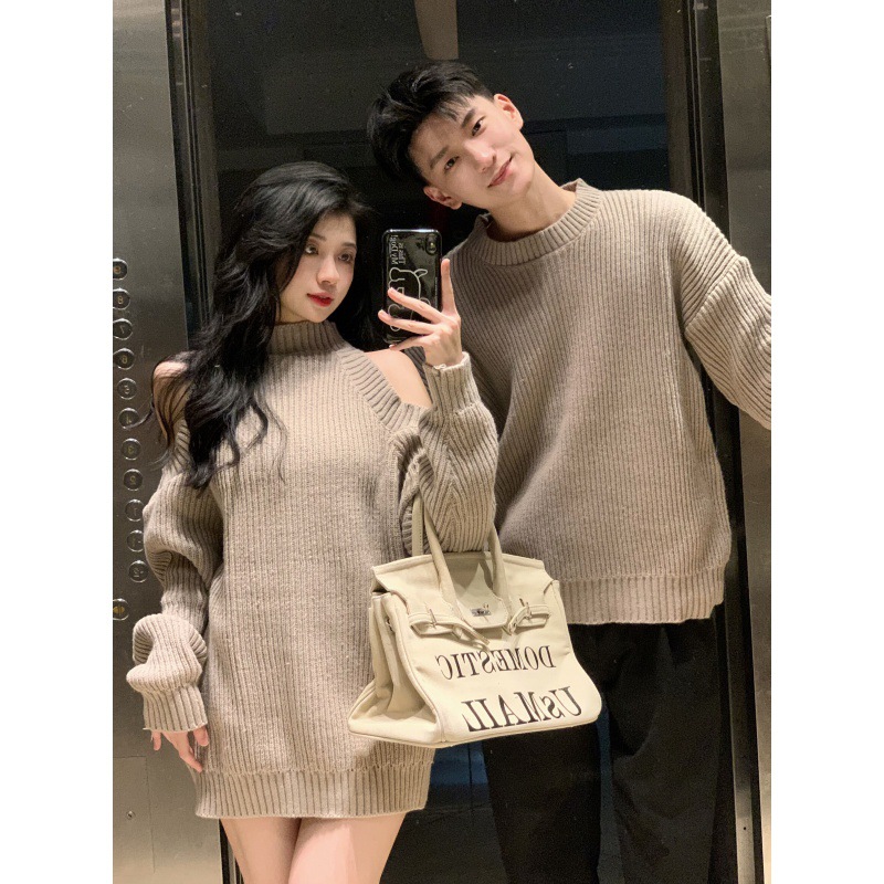 Couple wear autumn and winter new women's off-the-shoulder sweater skirt men's pullover round neck sweater sweater