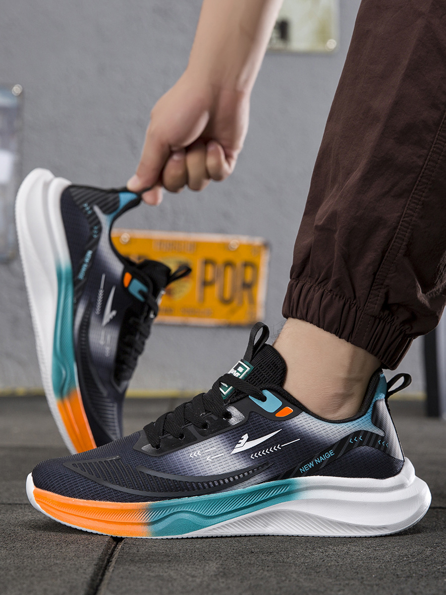 Summer New Mesh Breathable Couple Shoes Fashion Trendy Running Shoes Lightweight Soft Sole Casual Sports Cross-Border Men's Shoes