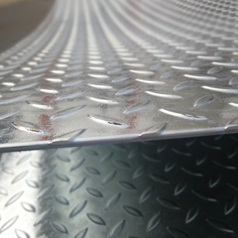 Q235B Hot-Dip Galvanized Patterned Steel Plate 3Mm-6Mm Available in Stock, Complete Specifications, Direct Delivery from Stock