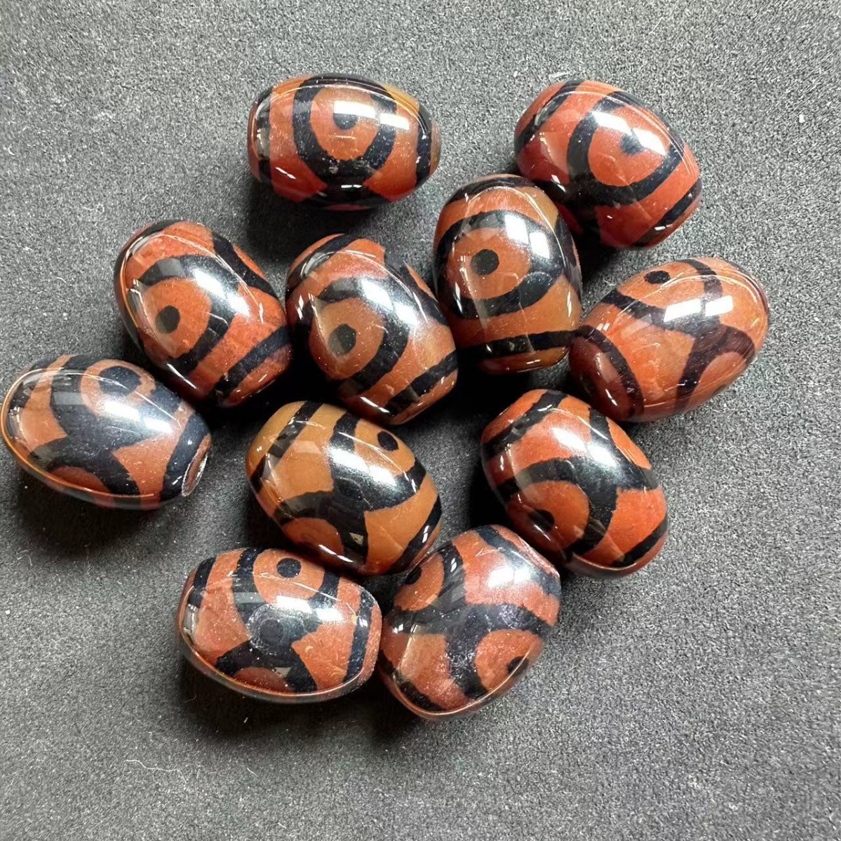 Tianzhu Wholesale Natural West Asia Rub Silk Charm Red Three-eye Accessories Clavicle Loosening Beads Buddha Beads Bodhi Semi-finished Accessories