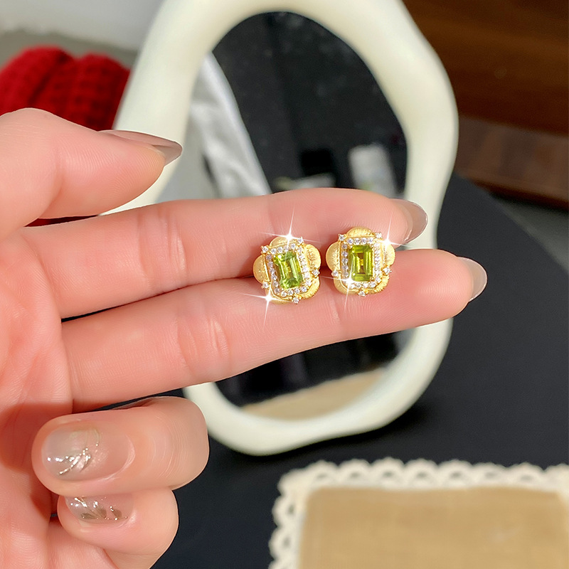 European and American Retro Italian Brushed Natural Crystal Stone Earrings S925 Sterling Silver Earrings for Women Xiaohongshu Hot Style