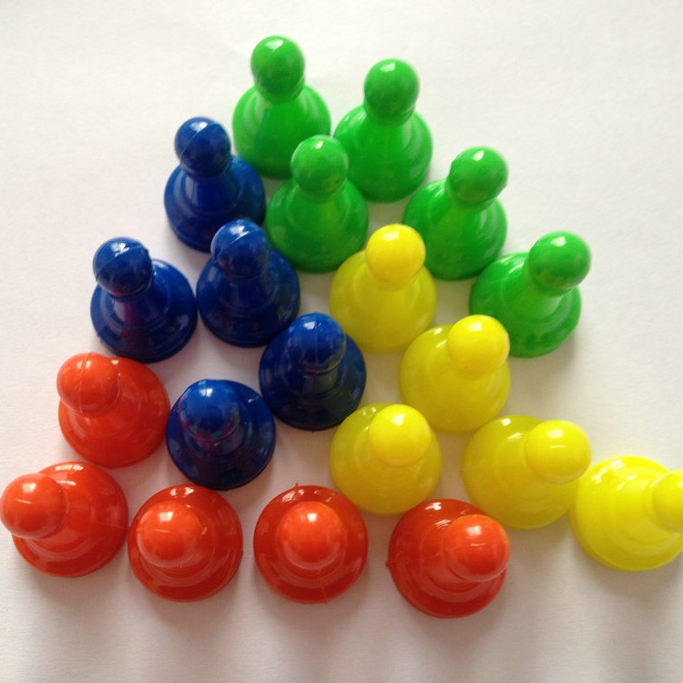 Factory entertainment teaching checkers game chess wholesale supply in stock Youming color hollow plastic checkers