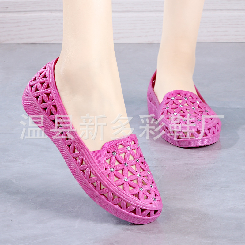 Летние обувь для рафтинга, кроксы, удобные утечки для женщин, пляжная обувь, мягкие подошвы для матерей