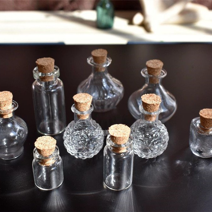The ob11 scene accessories model diy miniature food play glass Cork bottle 12 points