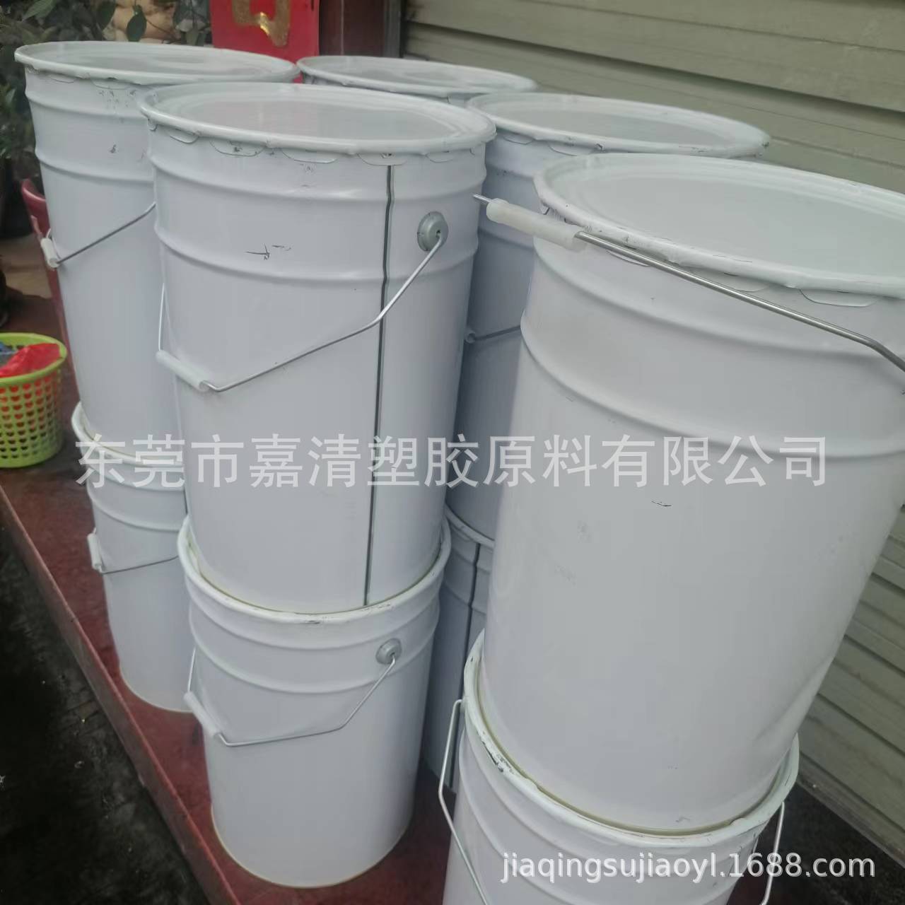 Бутадиен, молекулярная масса 10,000, высокая прозрачность, низкая вязкость, жидкий бутадиеновый каучук, используется для различных пластиковых модификаций