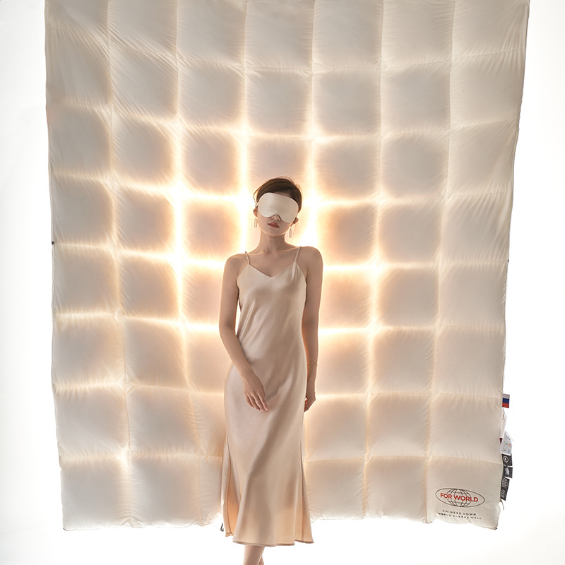 New down Quilt 95% White Goose down Goose down Quilt 100 Goose down 98 Hanging down 5A Grade Hungary Large Velvet Genuine