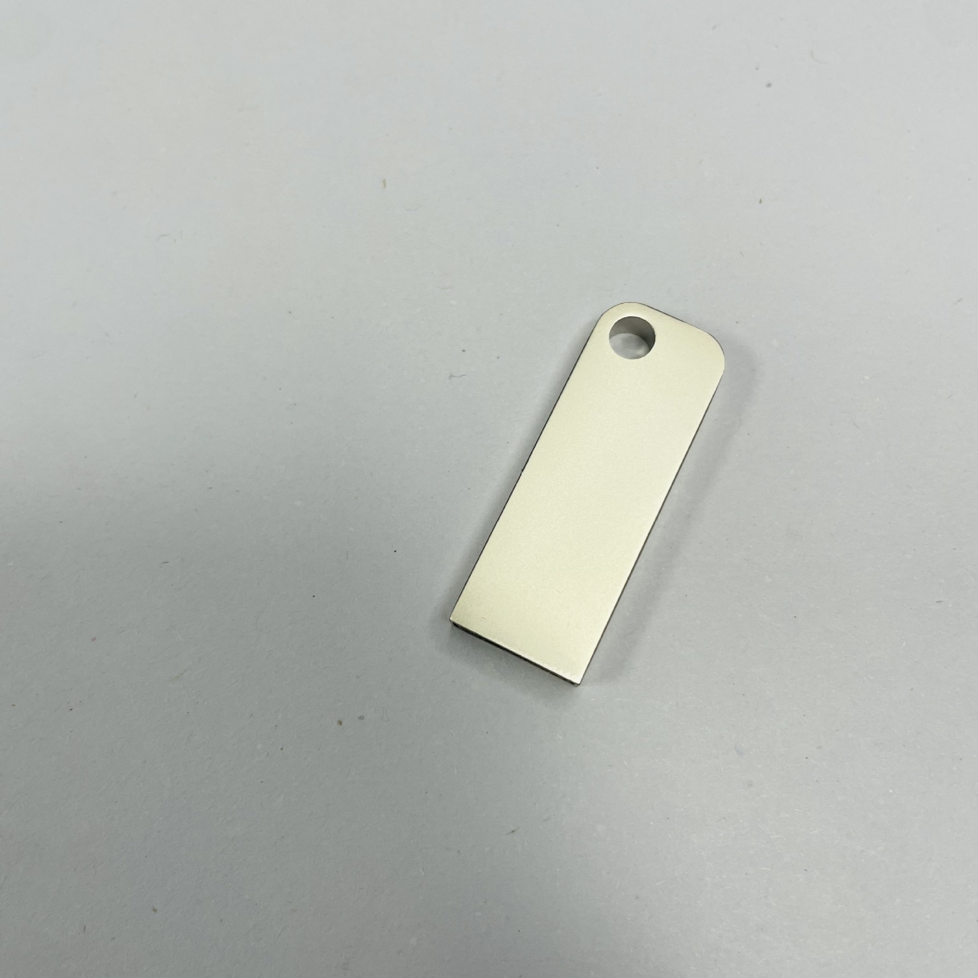Source Factory Metal Single-Sided Round Hole USB Flash Drive Shell Set Material Can Be Customized Car Popular USB Flash Drive Shell