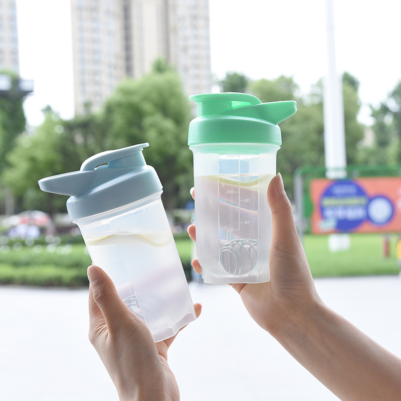 300ml plastic shake Cup children's Cup portable sports milkshake cup cross-border manufacturers Spot LOGO