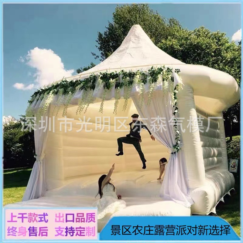 Outdoor white wedding trampoline European proposal birthday party trampoline inflatable model factory export European and American inflatable castle
