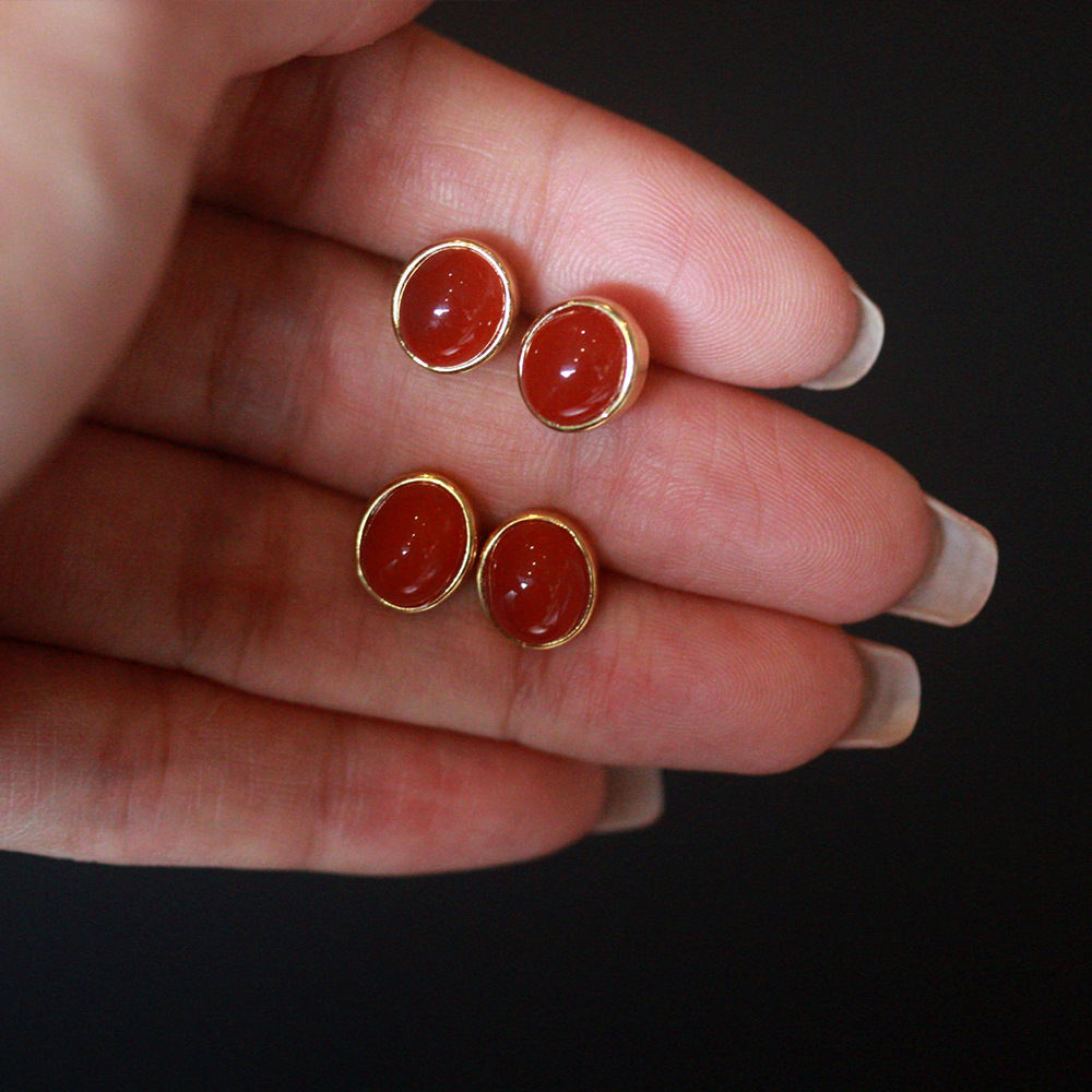 New Elegant Natural Translucent Red Southern Red Earrings S925 Gold-Plated High-End Versatile Sweater Simple Earrings Chinese Style