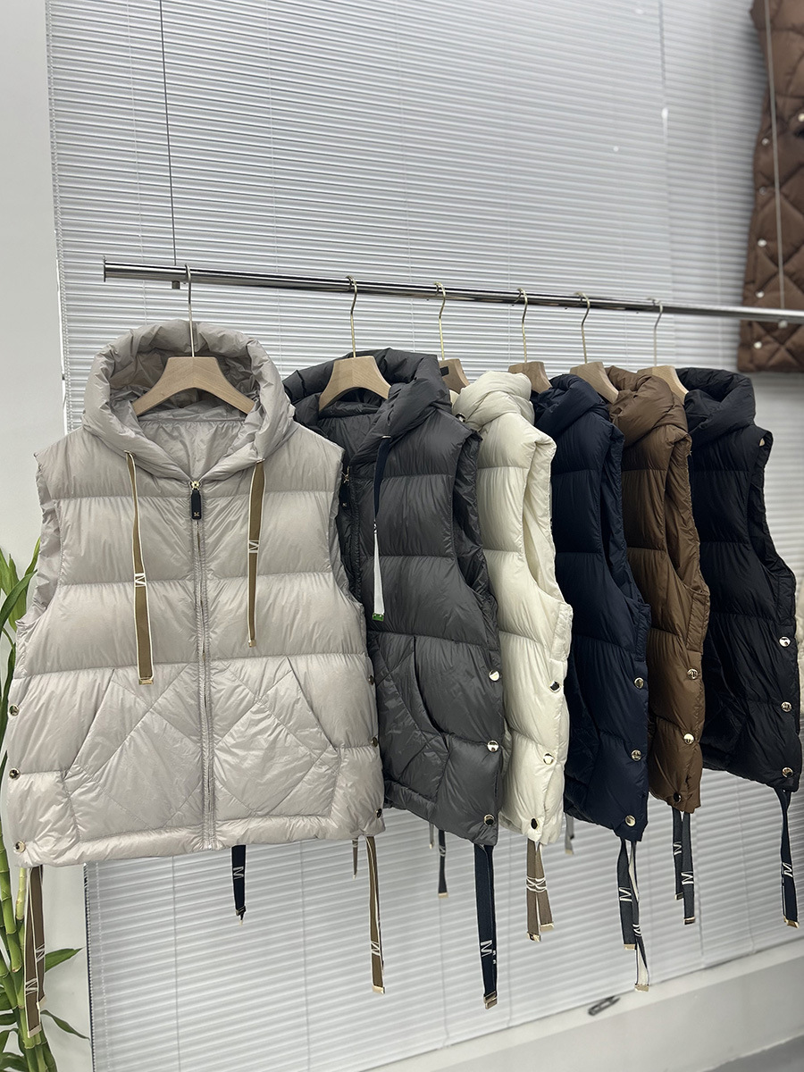 модный зимний жилет с капюшоном 2025 года, европейская версия, стеганая куртка, трендовая одежда с алмазным узором