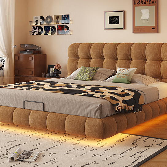 Кровать-пуховик в кремовом стиле, простая двойная кровать 1.5м, мягкая кровать интернет-знаменитости, маршмеллоу Фошань