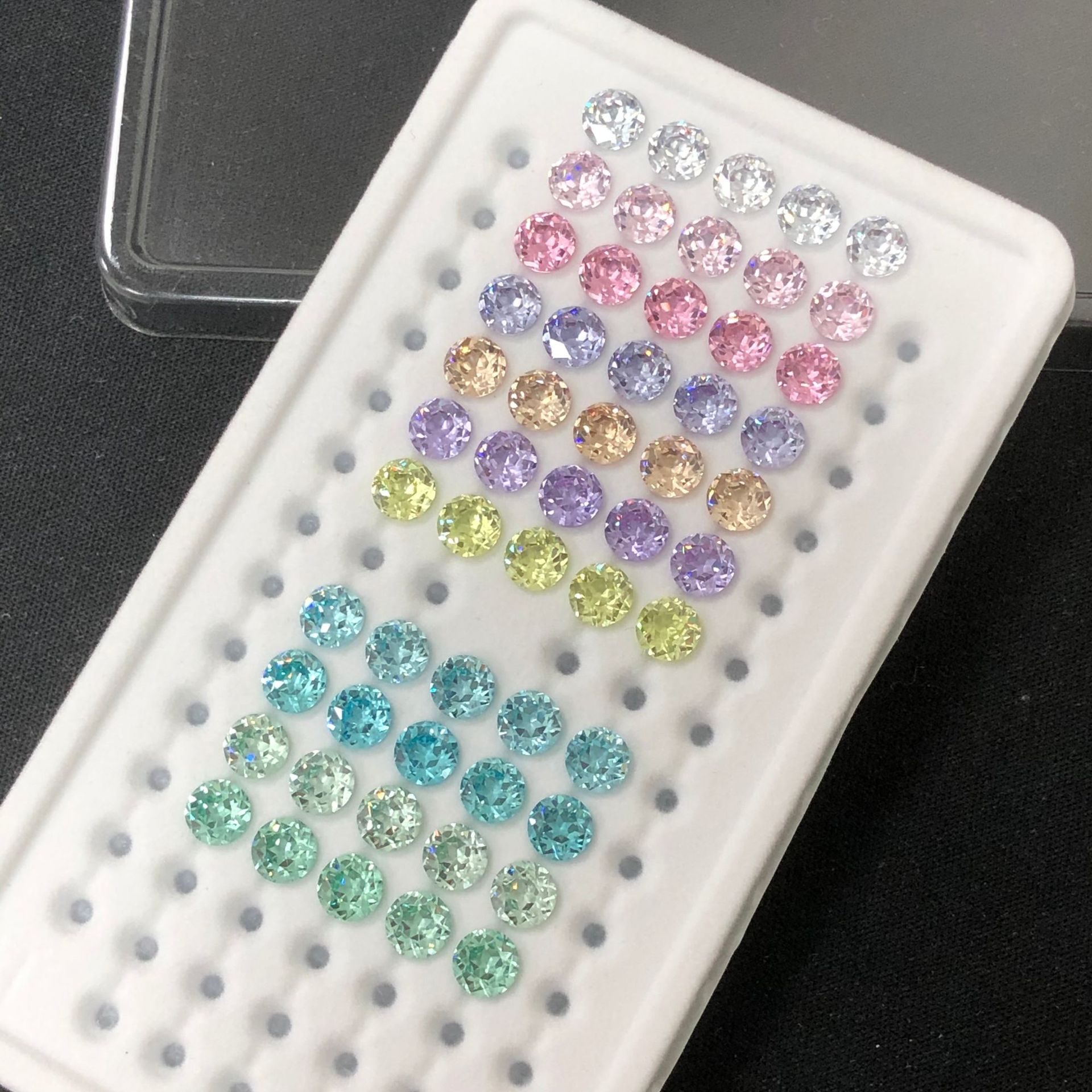 6mm Star-Cut Zircon, Wuzhou Material, Popular 5A Quality Jewelry Main Stone, Versatile (Loose Stone)