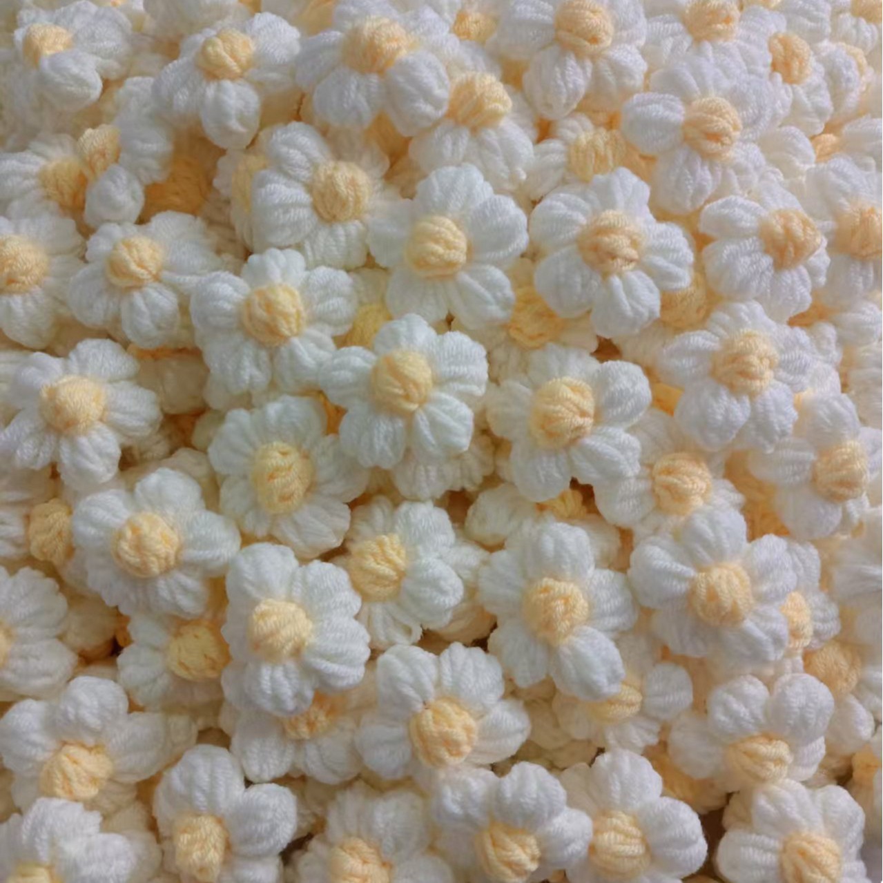 Spot Handmade Crochet Puff Flower Wool Flower DIY Hairpin Jewelry Accessories Corsage Bag Clothing Accessories