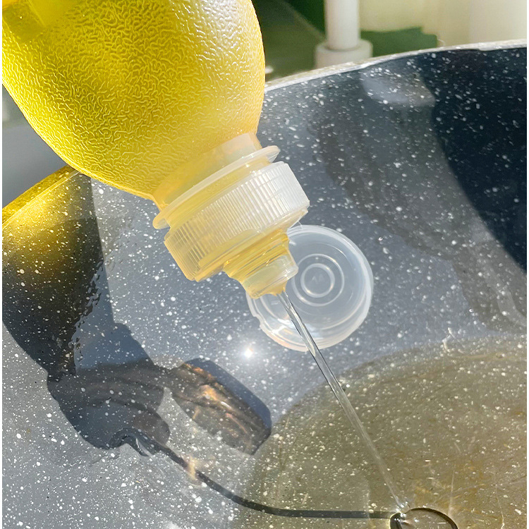 Scream Oiler Kitchen Plastic Seasoning Seasoning Oil Soy Sauce Vinegar Squeeze Bottle Squeeze Bottle Oil Jar Squeeze Bottle Oil Bottle